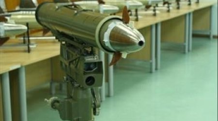 Iran tests laser-guided bombs in aerial drill