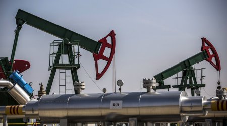 Azerbaijani oil price continues to decline