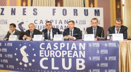 Vladimir Yakuşevin iştirakı ilə Caspian European Club-un Bakıda biznes-forumu keçirilib
