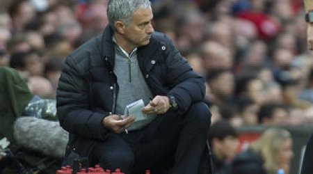 Мауриньо поддержал Мхитаряна - ВИДЕО