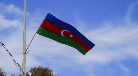 9 noyabr Dövlət Bayrağı Günüdür 