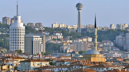 Belçika səfirliyinin önündə etiraz aksiyası