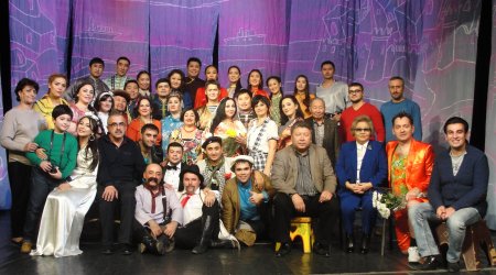 Gənc Tamaşaçılar Teatrının aktyorları fəxri ad və mükafatlar qazandı - FOTOLAR