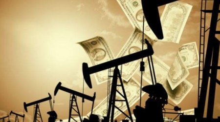 Oil prices fall after industry report shows stock buil