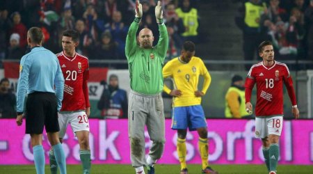 Əfsanəvi qapıçı millidən getdi