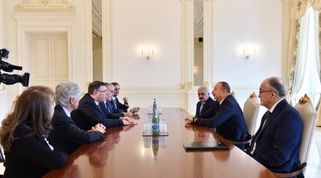 İlham Əliyev TOTAL şirkətinin baş icraçı direktorunu qəbul etdi