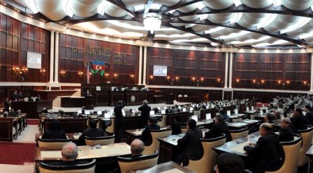 Deputatlardan internet TV-lər barədə SƏRT TƏKLİF