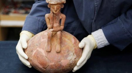 Ancient 'thinking person' statuette unearthed in Israel