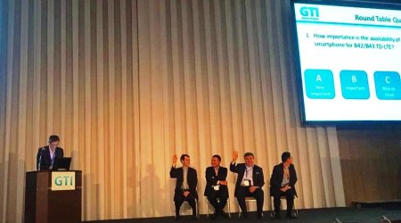 President of Azqtel Attends Conference on Evolution from 4G to 5G