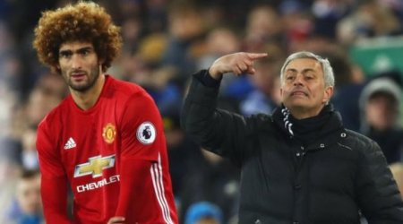  Mourinho defends Marouane Fellaini substitution after draw