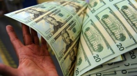 Azərbaycan dollardan imtina edəcək? - EKSPERT