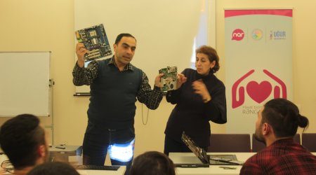 Nar-supported computer repair courses were launched for people with limited communication skills