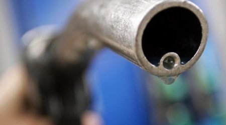 Oil prices stable, supported as output cuts hit market