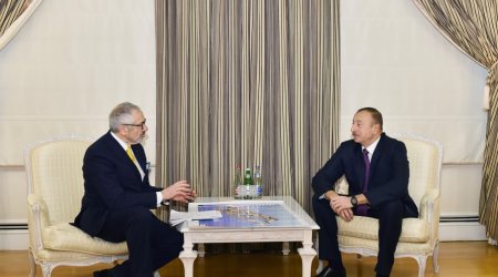 İlham Əliyev İtaliya şirkətinin rəhbərini qəbul edib