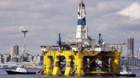 Obama bans oil drilling 'permanently' in millions of acres of ocean