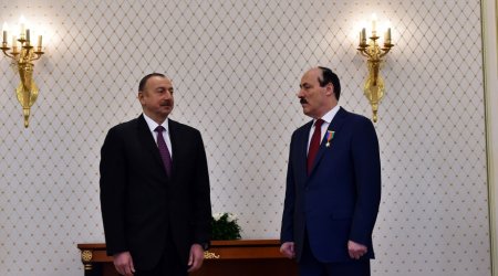  İlham Əliyev Dağıstan Respublikasının başçısını qəbul etdi