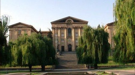 Ermənistanda növbəti parlament seçkilərinin vaxtı məlum olub