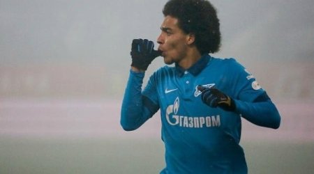 Daha bir ulduz futbolçu Çinə gedir