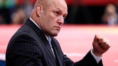 Azərbaycan yığmasının sabiq baş məşqçisi beynəlxalq axtarışa verilib