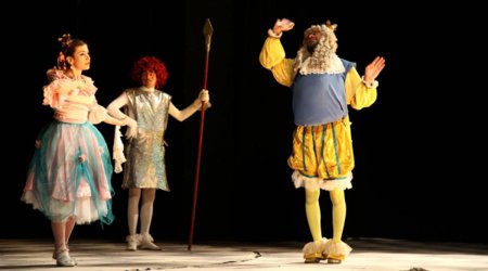 Gənc Tamaşaçılar Teatrında 7 tamaşa