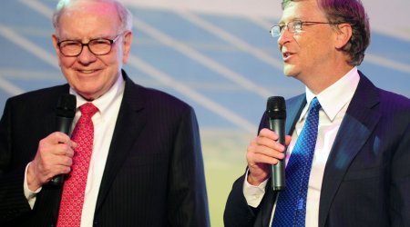 Bill Qeyts və Uorren Baffet Trampın siyasətini dəstəkləyir