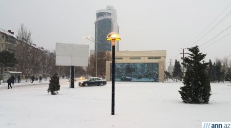 Снег, гололед и проблемы с транспортом – ФОТОРЕПОРТАЖ