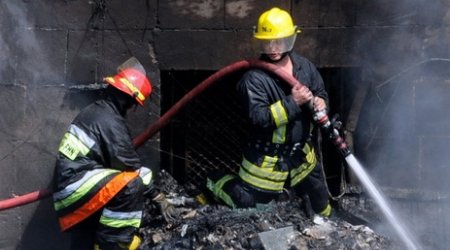 Fire broke out at residential building in Baku