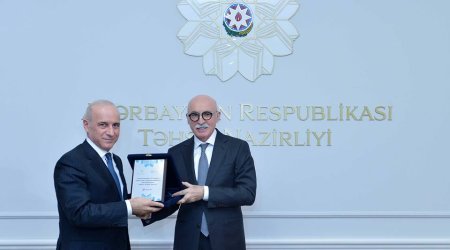 Azercell Təhsil Nazirliyi ilə anlaşma memorandumu imzaladı - Fotolar