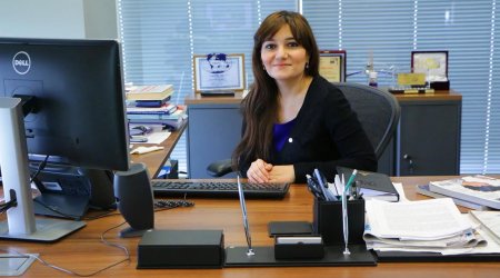 Dövlət Neft fondunun mətbuat katibi İngiltərədə nüfuzlu status alıb