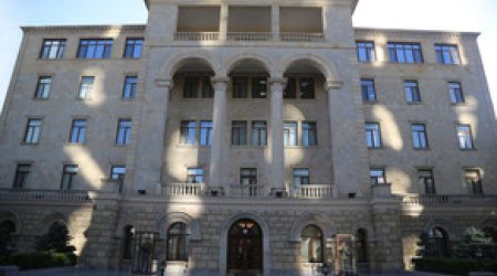 Müdafiə Nazirliyində xidməti müşavirə keçirilib