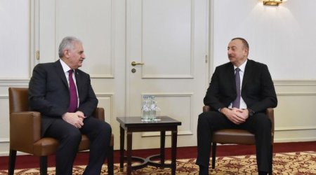 Azərbaycan prezidenti Türkiyənin baş naziri ilə görüşüb