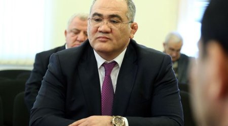 Фирдовси Умудов о скандале с флагом в Иране