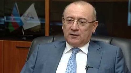 Nazir müavininin qolu sınıb – FOTO