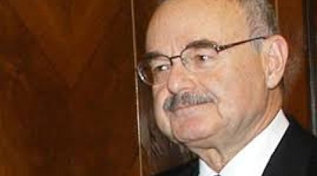 Artur Rasizadənin hesabat çıxışı başladı