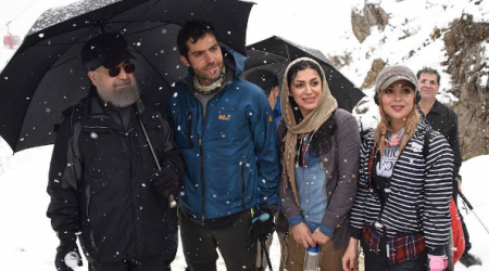 Prezidentin qızlarla fotosu