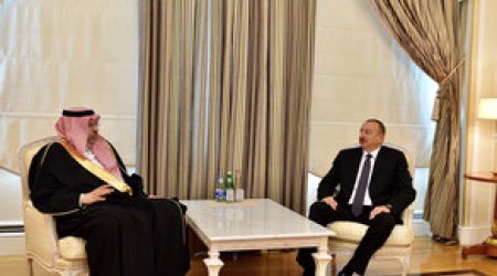 Azərbaycan Prezidenti İslam Həmrəyliyi İdman Federasiyasının prezidentini qəbul edib