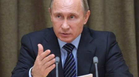 Putin ABŞ-ın aviazərbələri ilə əlaqədar müşavirə keçirdi