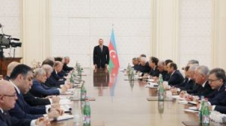 Dövlət başçısı: “Süni qiymət artımına yol verilməməlidir”