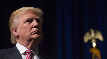 Klinton Trampı məsxərəyə qoydu – FOTOLAR