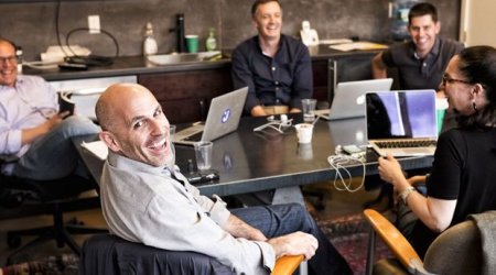 Dünyanın ən yüksək əməkhaqqı alan top menecerləri məlum oldu.