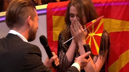 “Eurovision”da bir ilk: Canlı yayımda evlilik təklifi