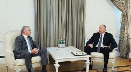 Prezident İlham Əliyev Niderland Krallığı Senatının sabiq sədrini qəbul edib - FOTO