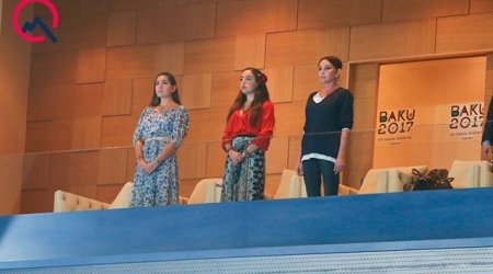 Prezident və ailəsi mükafatlandırılma mərasimində - FOTOLAR