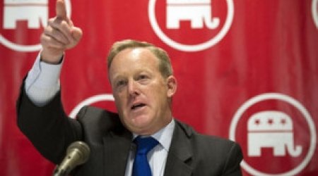 Donald Trampın daha bir yüksək vəzifəli işçisi istefa verib