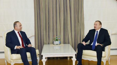 Prezident  Mövlud Çavuşoğlunu qəbul edib