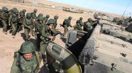 Rusiya zərbə briqadalarını sərhəddə toplayır - MÜHARİBƏ YAXINLAŞIR