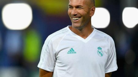 Kral klubundan yeni müqavilə