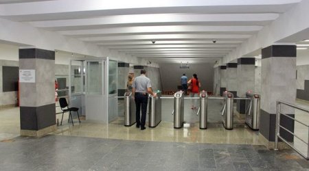 Завершился ремонт вестибюлей на станции «Нефтчиляр»
