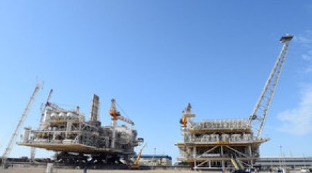 “Şahdəniz 2” platformalarının ikinci üst tikililəri dənizdə quraşdırılıb