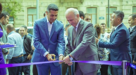 Azercell-dən daha bir yenilik:yeni konsepsiyalı “Azercell Ekslüziv” mağazası abunəçilərin istifadəsinə verildi